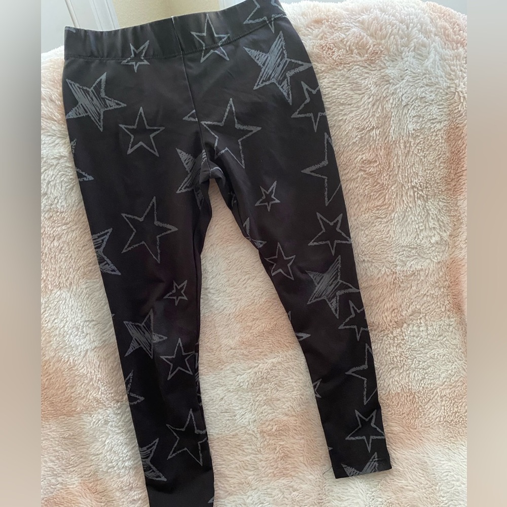 Girls Puma 5/6 Black & Gray Star Leggings